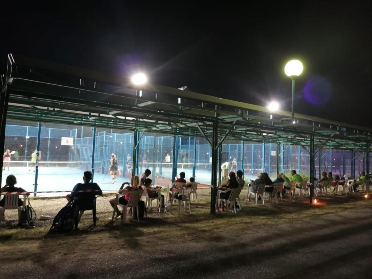 Minerva Club Resort & Golf 玛丽纳锡巴里 外观 照片